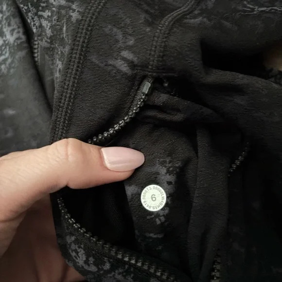 Lulu Define Jacket - Picture 4 of 4